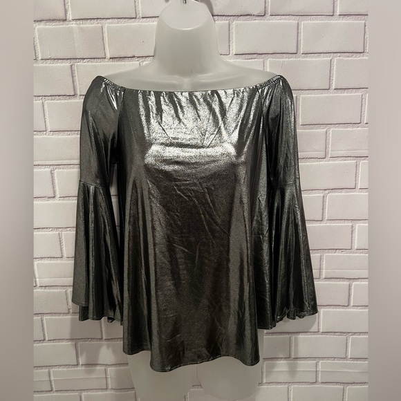AQUA women Off Shoulder Metallic Top in silver/size S - Picture 2 of 11